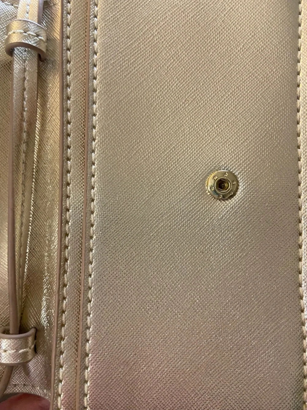Lilly Pulitzer It’s a Date Crossbody Bag - Picture 7 of 7